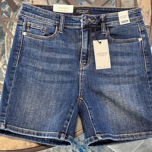 Judy Blue NWT Jean Shorts M